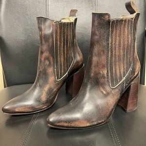 Never before worn!! Freebird Janelle Booties — Discontinued!! Size 8.